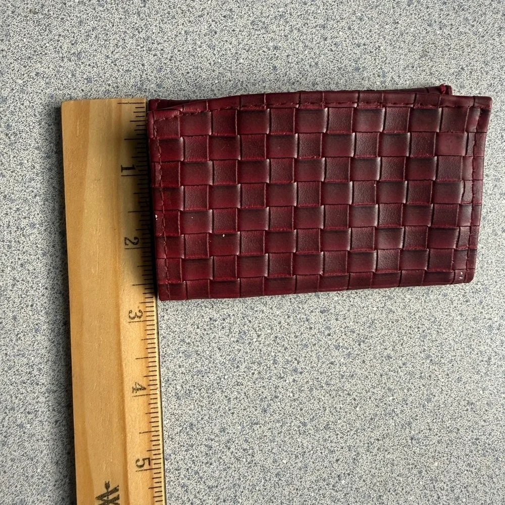N/A beautiful burgundy